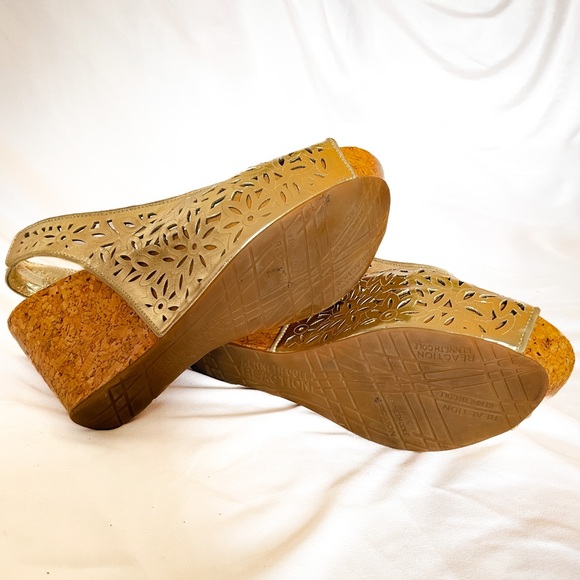 Kenneth Cole Reaction Gold Cork & Leather Platform Slingback Shoes - Picture 3 of 6
